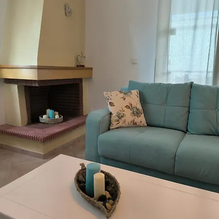 Waves Holiday home Polychrono